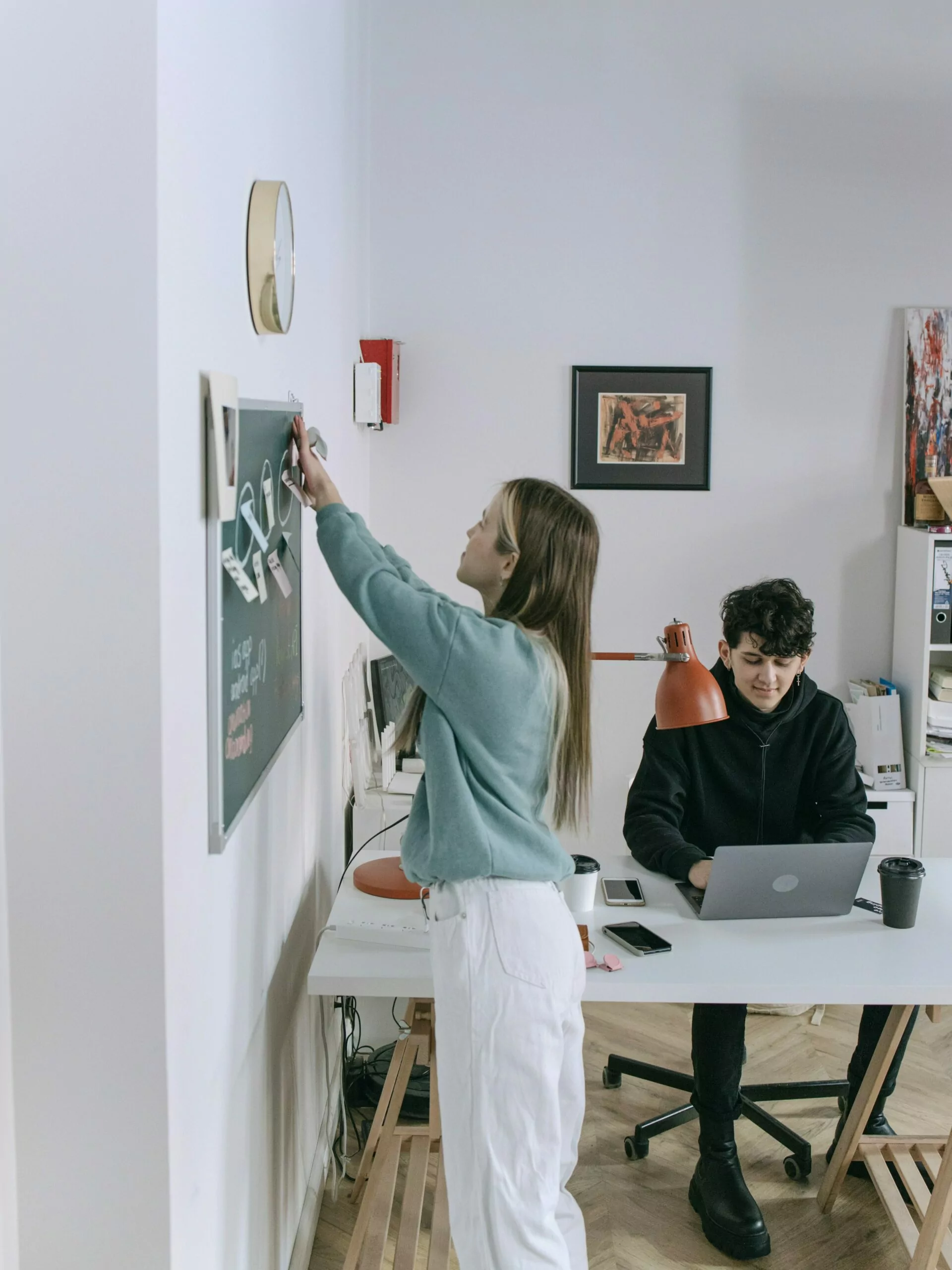 Contrasting Roles Of A Scrum Product Owner And Scrum Master In The Agile Framework