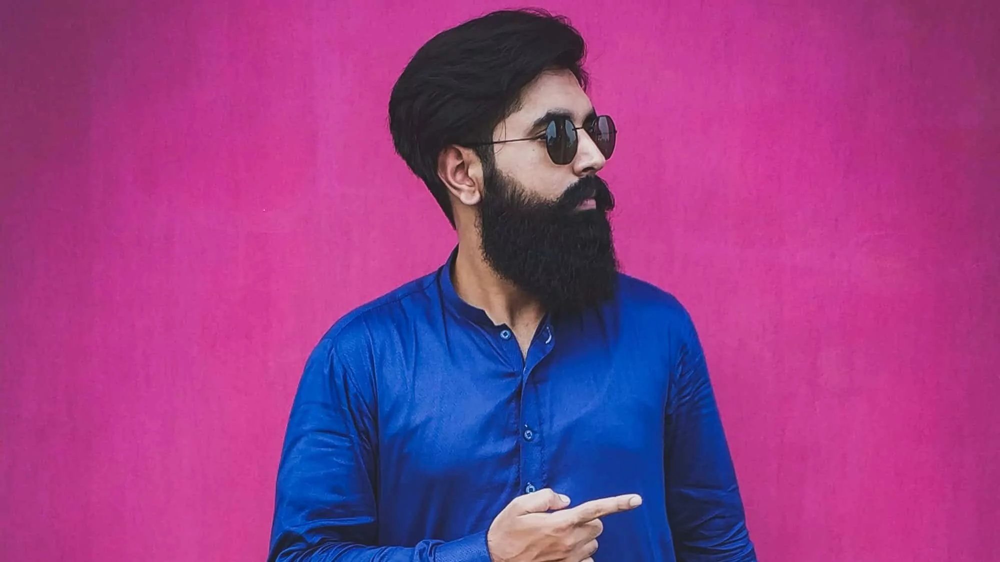 How To Segment Your Audience With User Personas (With Template And Examples) | Xtensio | 2025